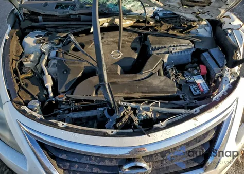 2013 Nissan Altima 2.5 z USA, uszkodzony, nr VIN 1N4AL3APXDC290833